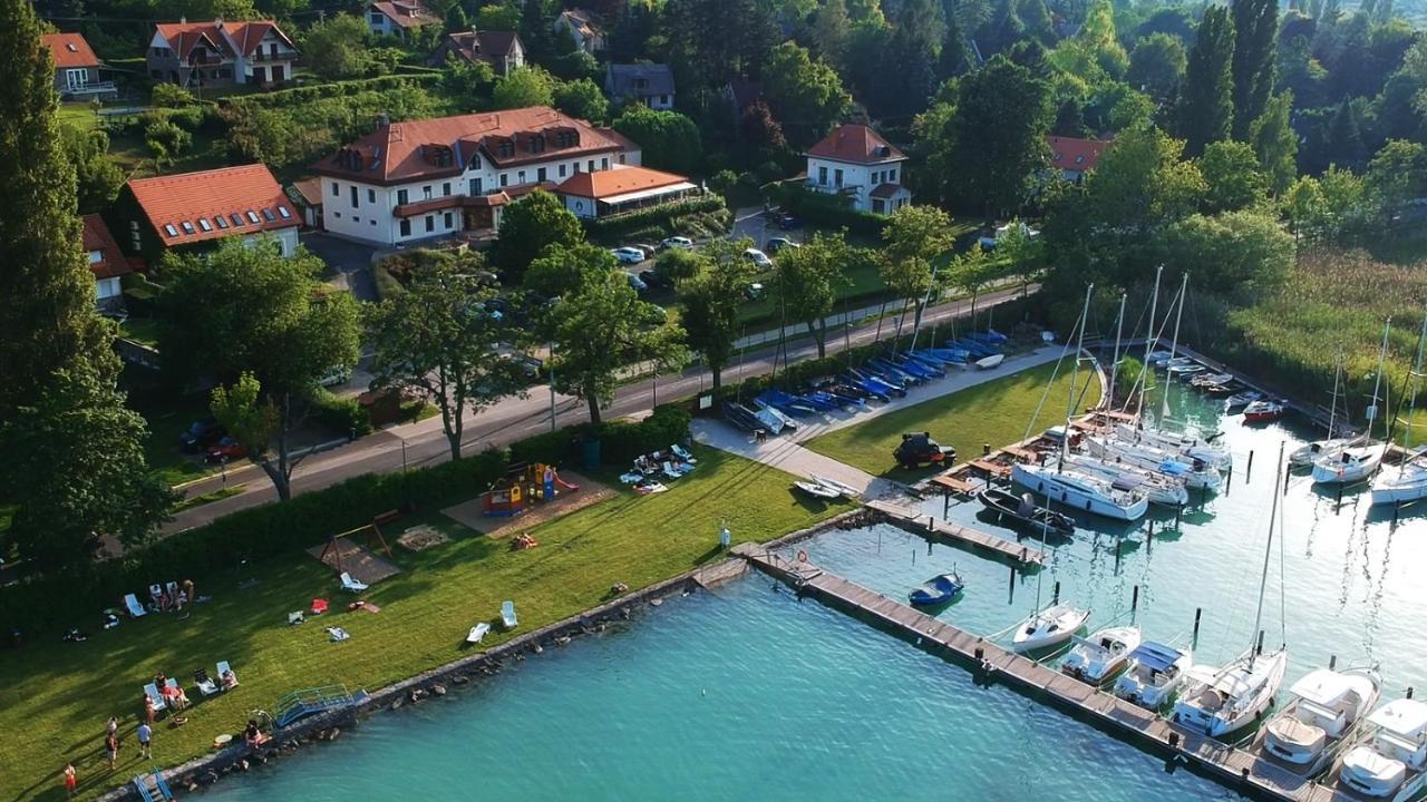 Aquilo Hotel Panorama Tihany Ngoại thất bức ảnh