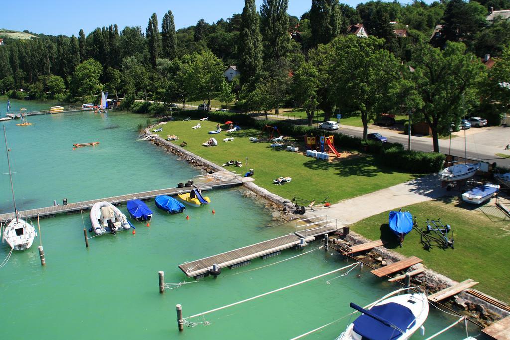 Aquilo Hotel Panorama Tihany Ngoại thất bức ảnh