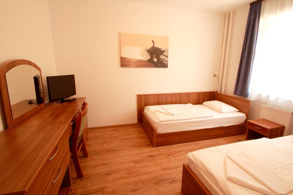 Aquilo Hotel Panorama Tihany Ngoại thất bức ảnh
