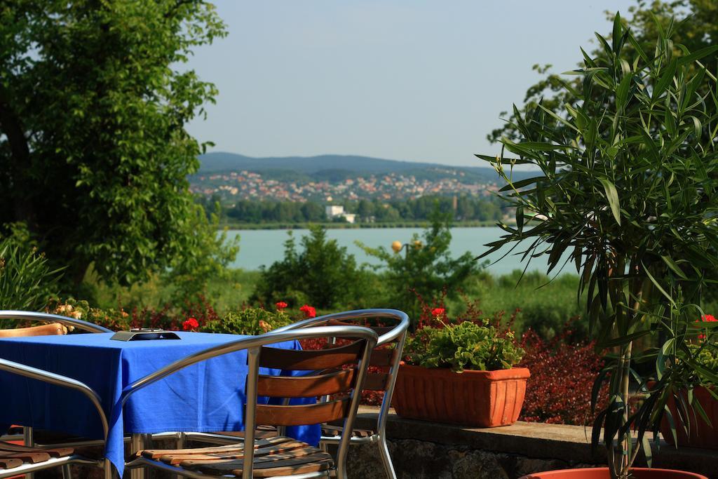Aquilo Hotel Panorama Tihany Ngoại thất bức ảnh